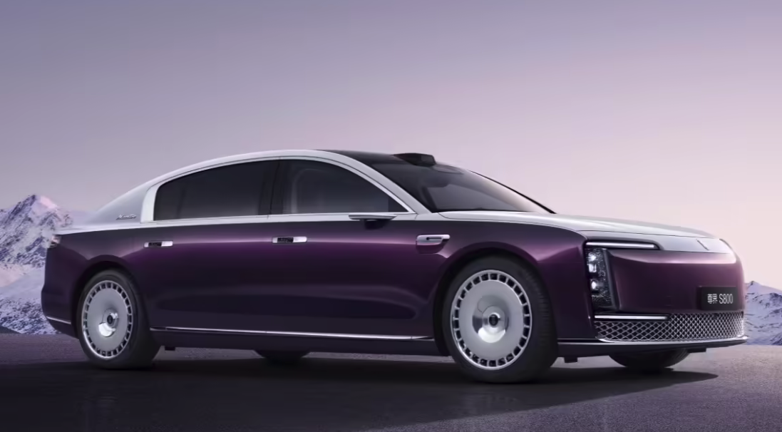 余承东剧透尊界高定新车 定位150-200万级 6月底正式公布